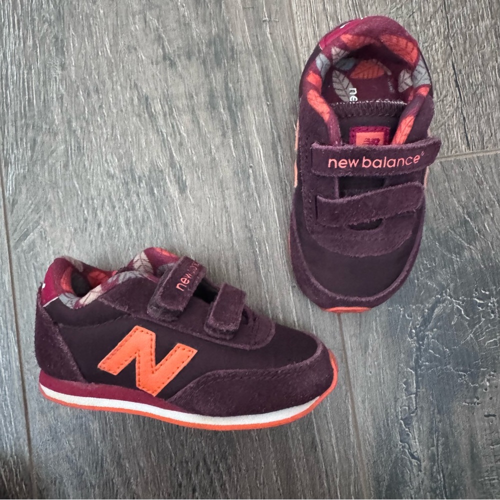 New Balance 410 toddler Sneakers in Maroon  and Orange